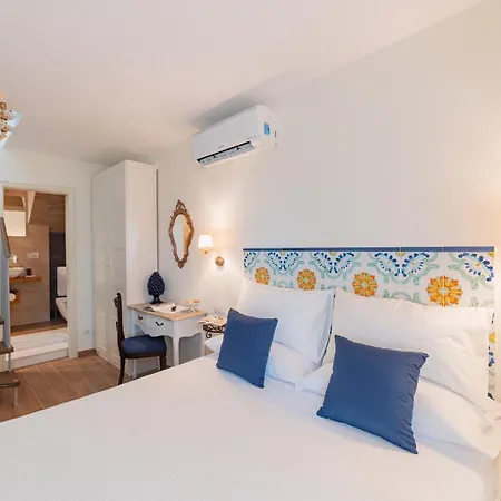 Ottaviano - Elegante Attico Vista Mare Apartment