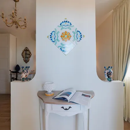 Apartment Ottaviano - Elegante Attico Vista Mare *