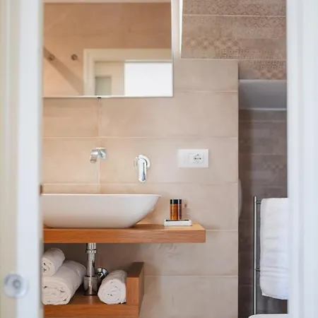 Apartment Ottaviano - Elegante Attico Vista Mare