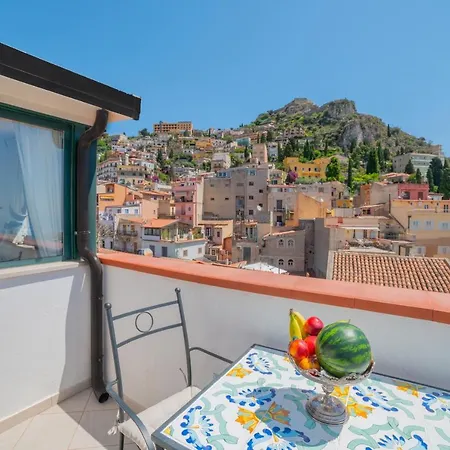Ottaviano - Elegante Attico Vista Mare Apartment